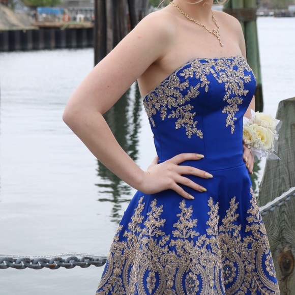 Mon Cheri Short Prom Dress - Picture 2 of 7